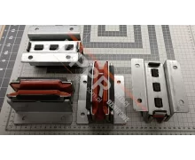 KM51000110V002 Sliding Guide Shoe Assemblies for a 9 mm T82 Guide Rail (4 pcs)