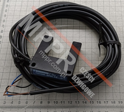 XUV-H1424866 Photoelectric sensor