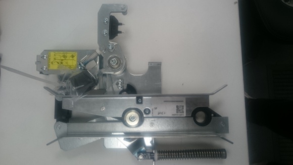 KM900650G03 COUPLER, LOCK AMD01L RAILING 1